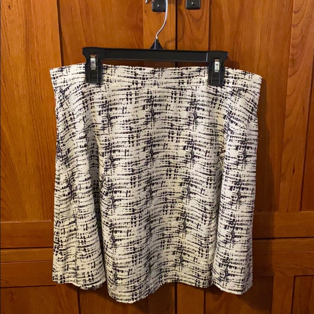Graphic Skater Skirt *NWT*